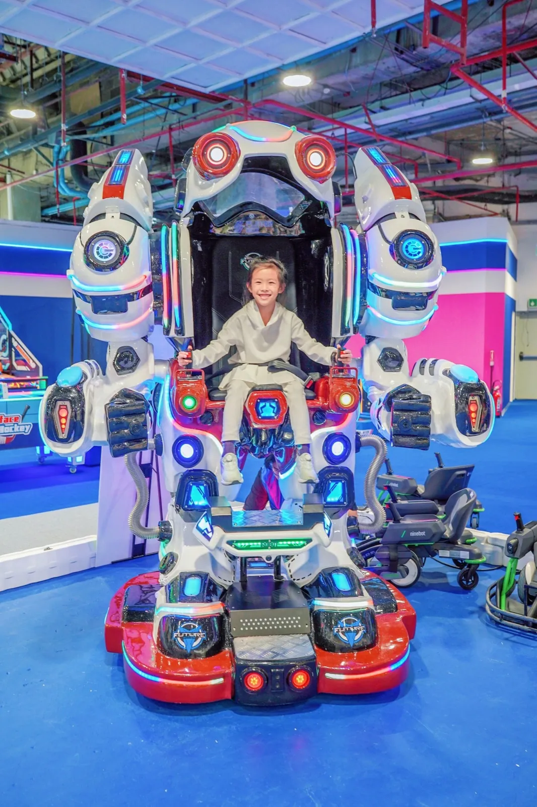 ขี่หุ่นยนต์ตัวจริง — Robot Rider