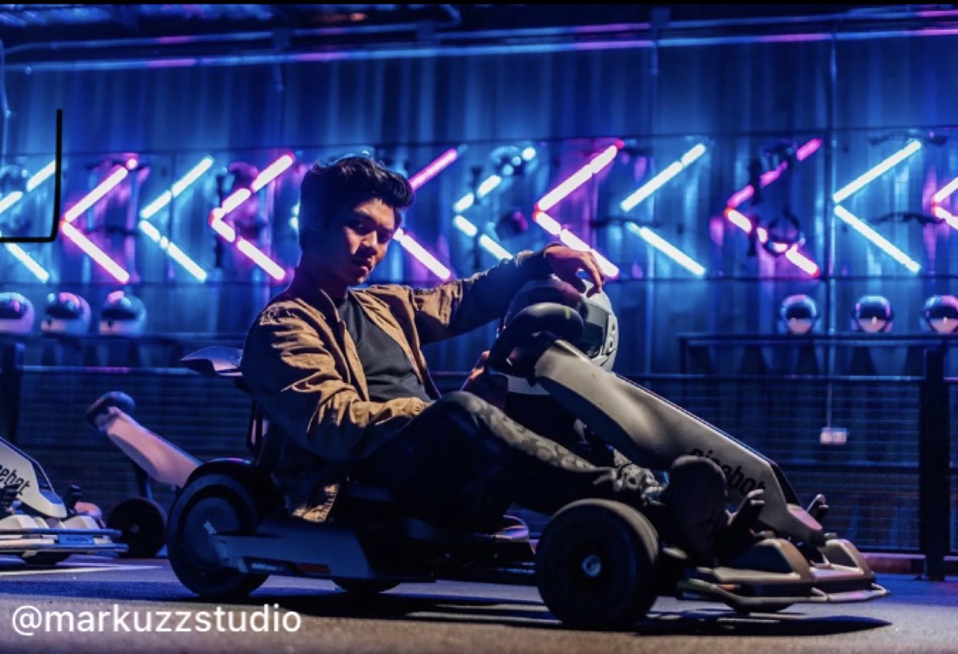 Driver feature shot on the Chula 28 track